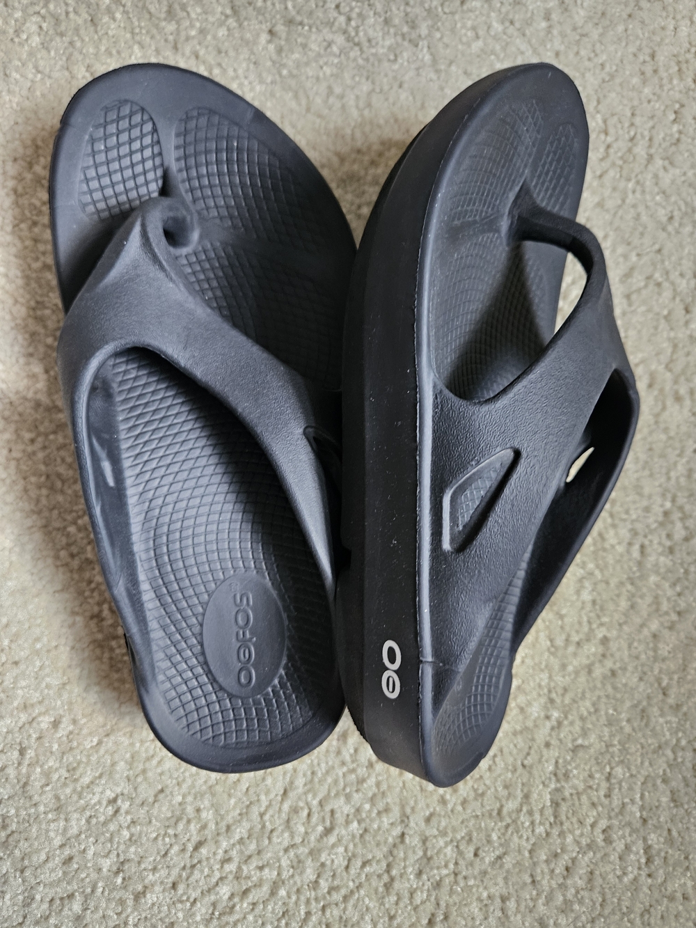 Oofos Flip Flop Sandals Black US 5 EU 36 Comfy Recovery